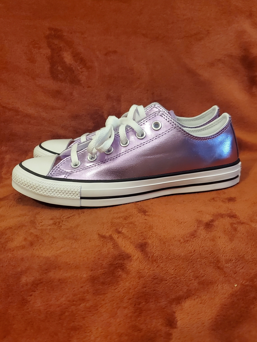 NEW Converse Low-Top Metallic Purple Glow Sneakers